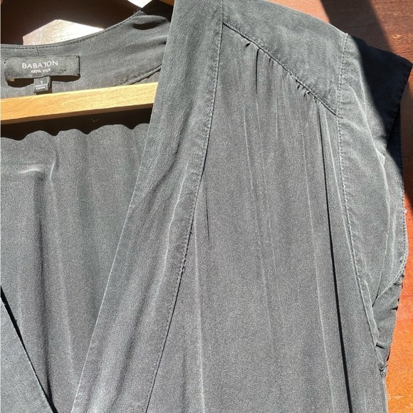 Aritzia Babaton Corbett 100% silk romper slate grey size small - Picture 14 of 16